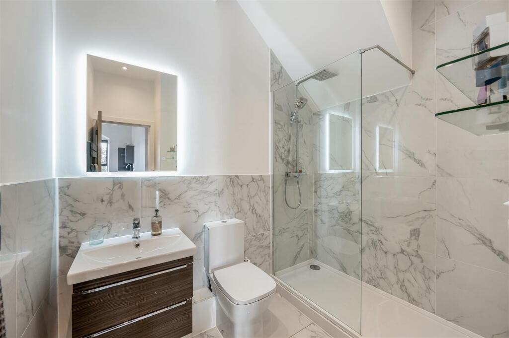 Apartment in Portsmouth - View 5