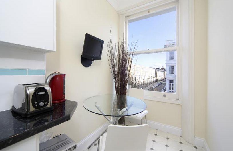 Apartment in London - View 4