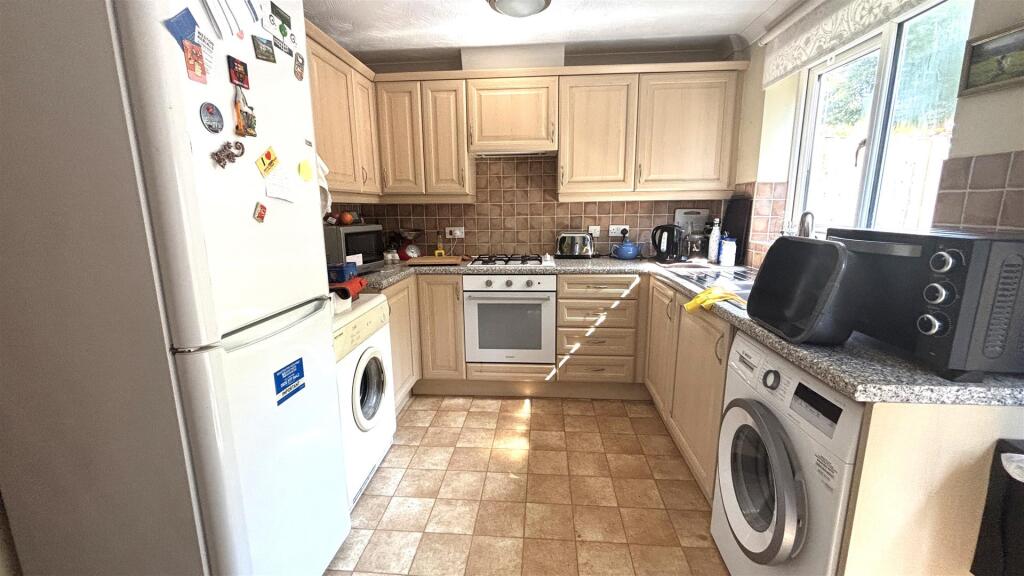 House in Weston-super-Mare, Locking Castle - View 4