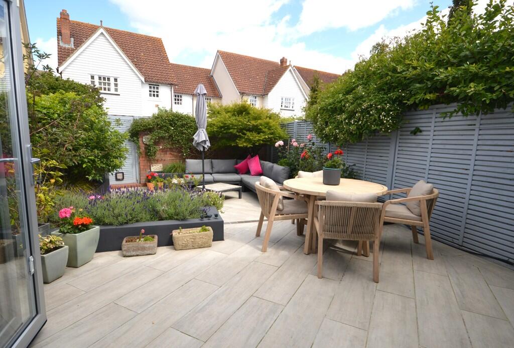 West Quay, Wivenhoe photo 4