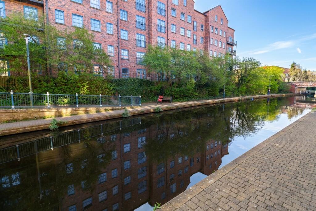 Corn Mill Lane, Millers Wharf Corn Mill Lane, SK15 photo 4