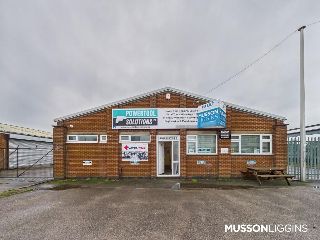 Main image of property: Unit 4, Northern Road, Newark, Nottinghamshire, NG24