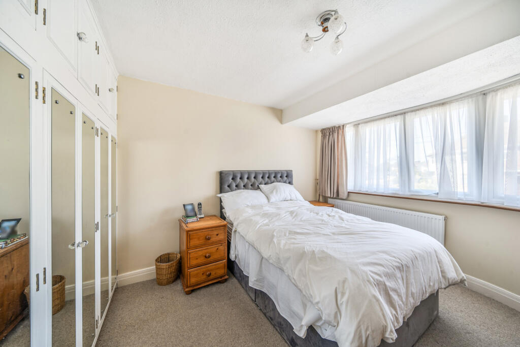 House in Harrow - More