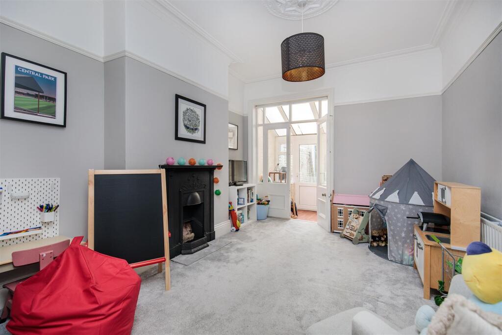 House in Newcastle upon Tyne - More