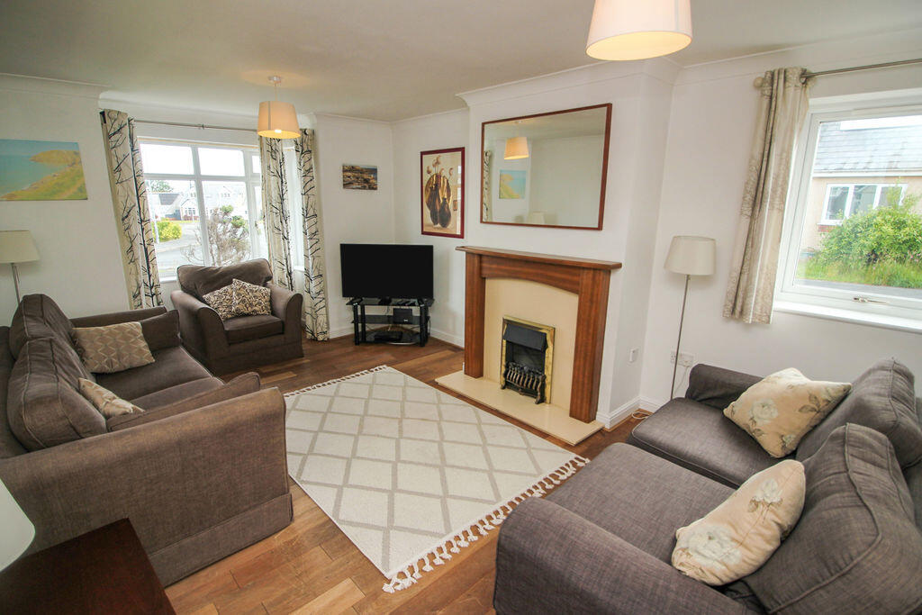 5 Cae Derwydd, Cemaes Bay photo 3