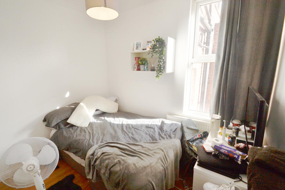 1 bedroom semi-detached house for rent