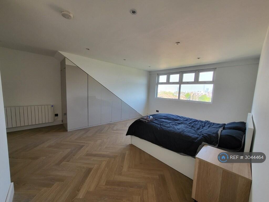 Apartment in London, New Cross - View 4