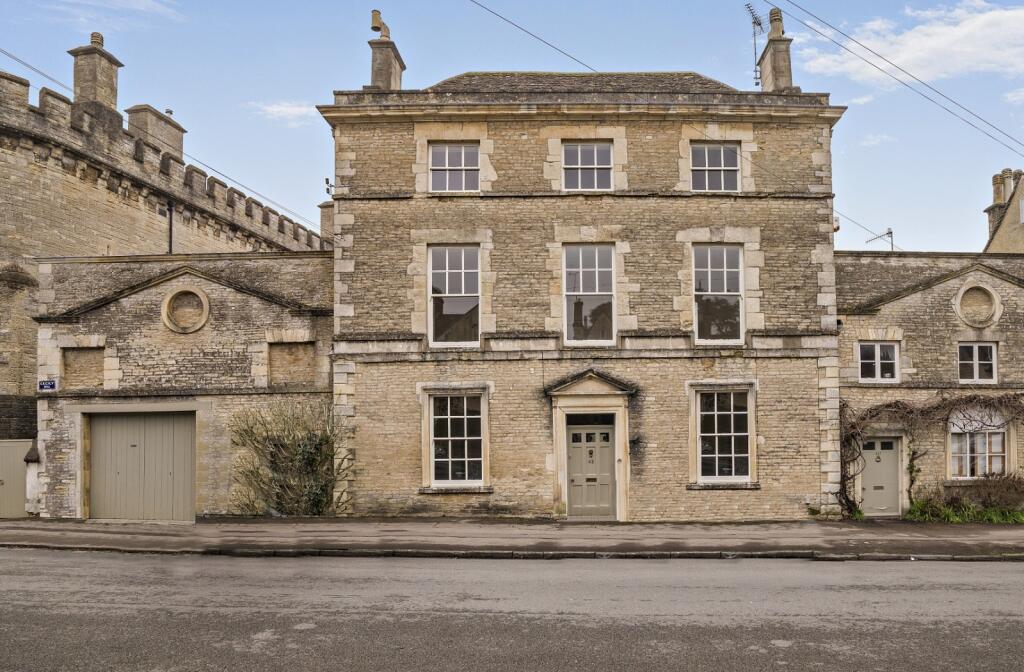 Main image of property: Cecily Hill, Cirencester, Gloucestershire, GL7