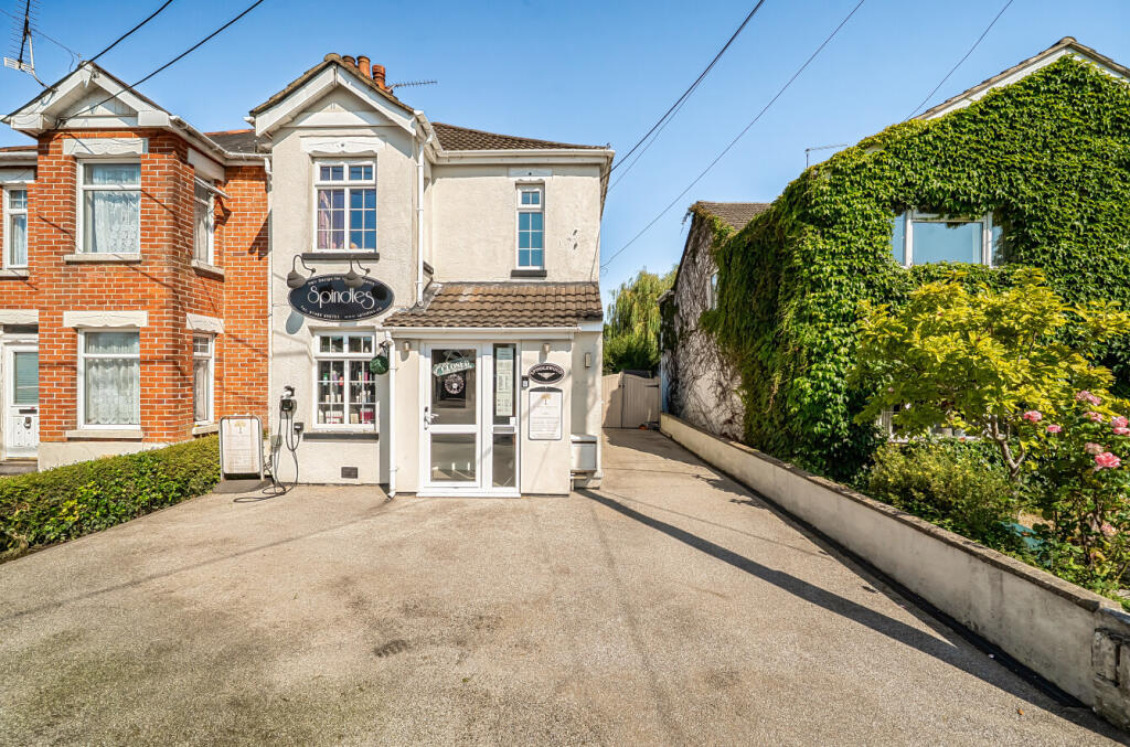 Main image of property: Winchester Road, Waltham Chase, Southampton, Hampshire, SO32
