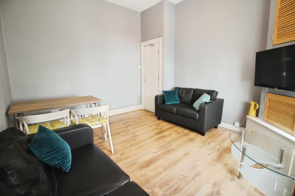 House in Leeds - View 3