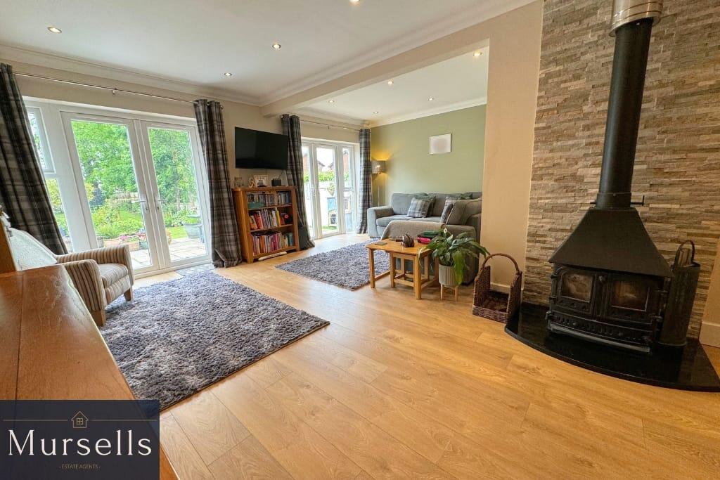 Hinchliffe Road, Poole, BH15 photo 2