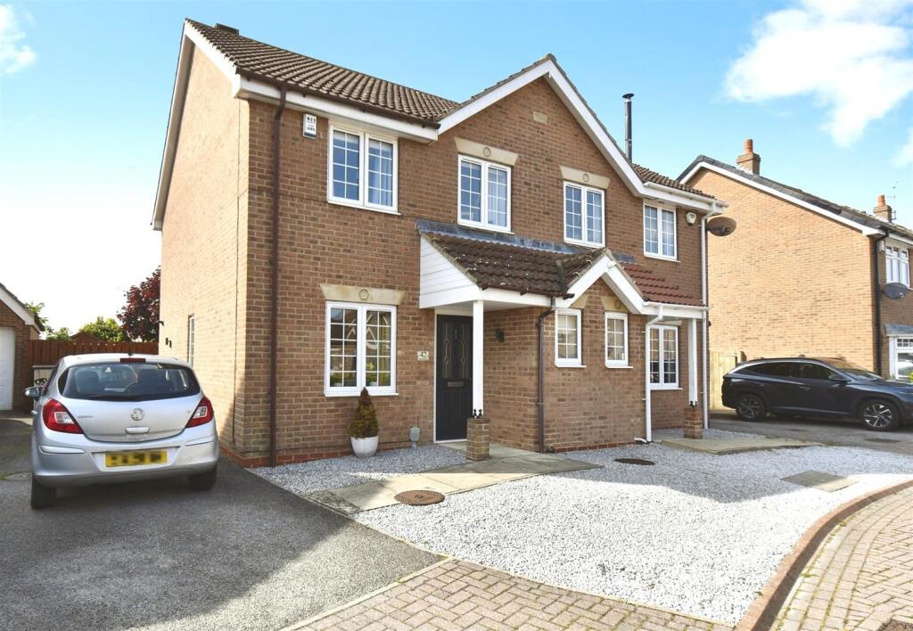 Main image of property: Thorn Fields, Thorngumbald