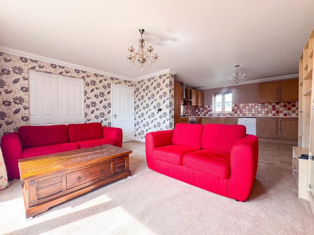 Apartment in Bristol, Repton Grange, Brentry - View 2