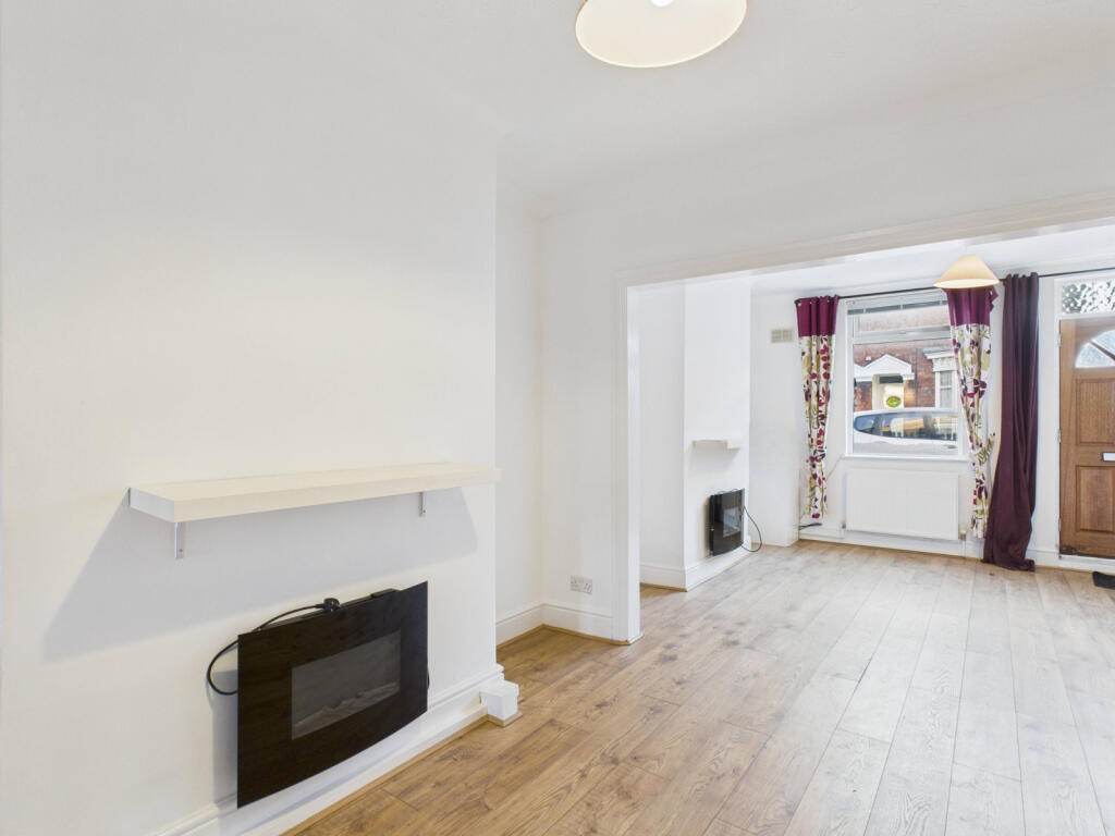 House in Beverley, East Riding of Yorkshire - View 2
