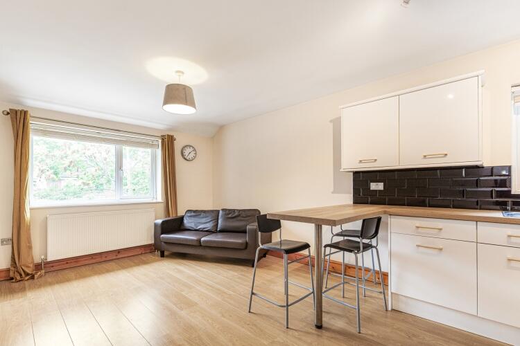 Main image of property: Abingdon Road, Oxford