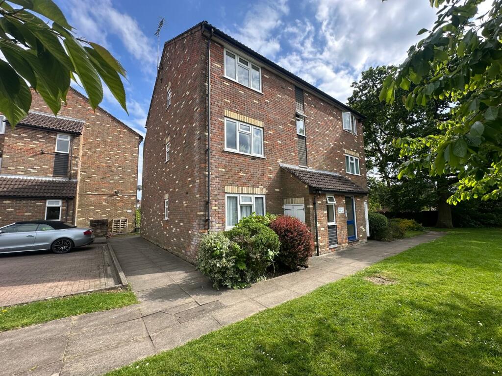 Main image of property: Howard Agne Close, Bovingdon, HP3