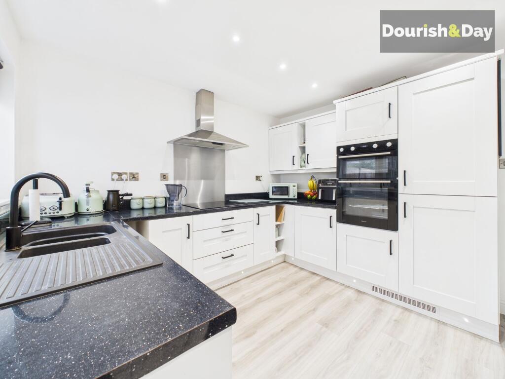 Anchor Way, Gnosall, ST20 photo 3