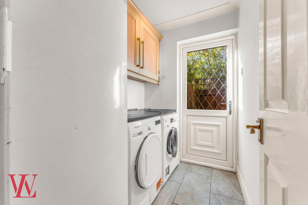Mathams Drive, Bishop's Stortford, CM23 photo 4