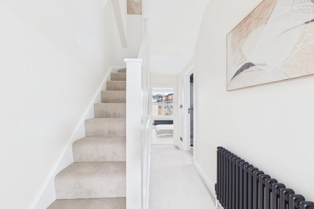 House in London, Hither Green - View 5