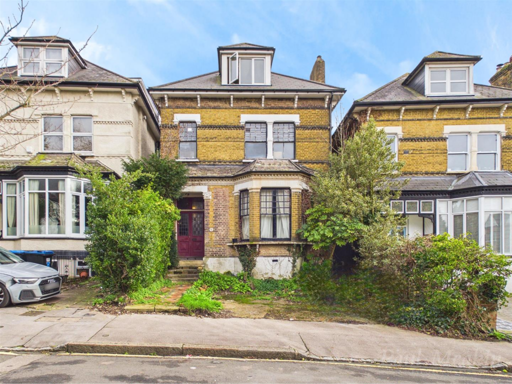 Main image of property: Birdhurst Rise, South Croydon