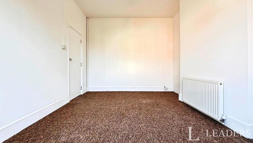 House in Southend-on-Sea - View 4