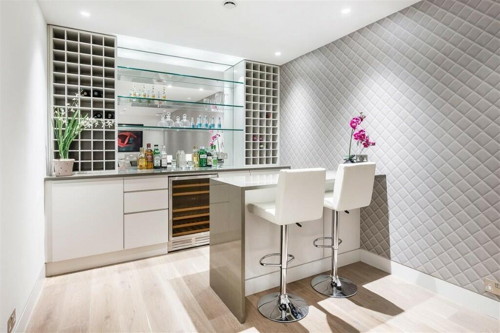 4 bedroom terraced house for rent