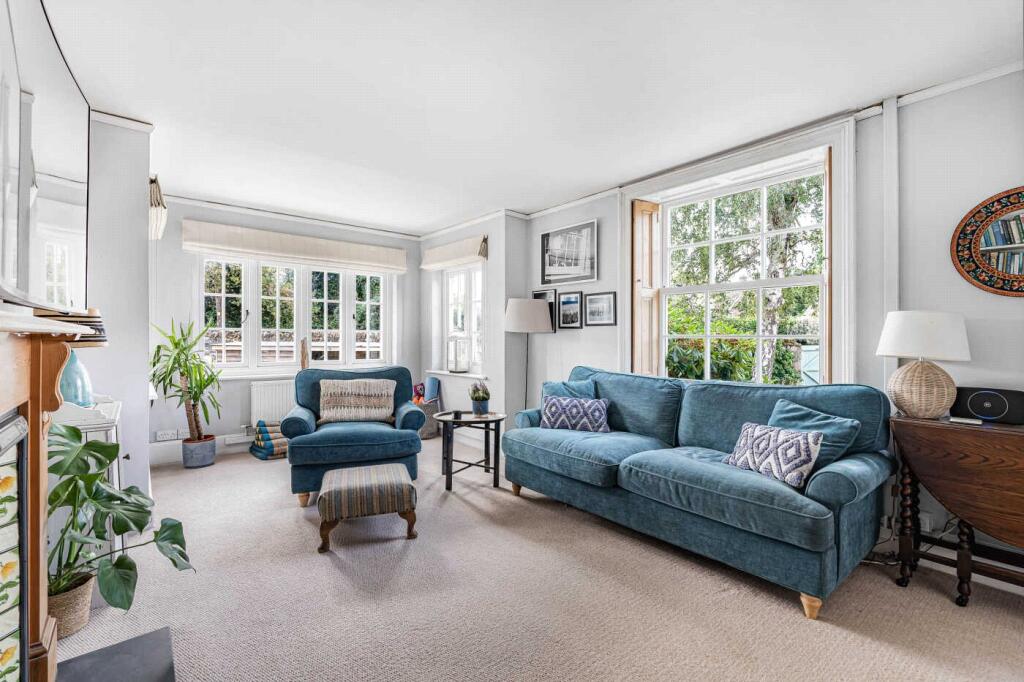 House in Guildford - View 5