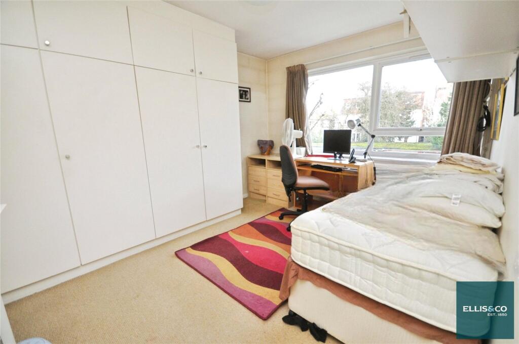 Apartment in London - View 4