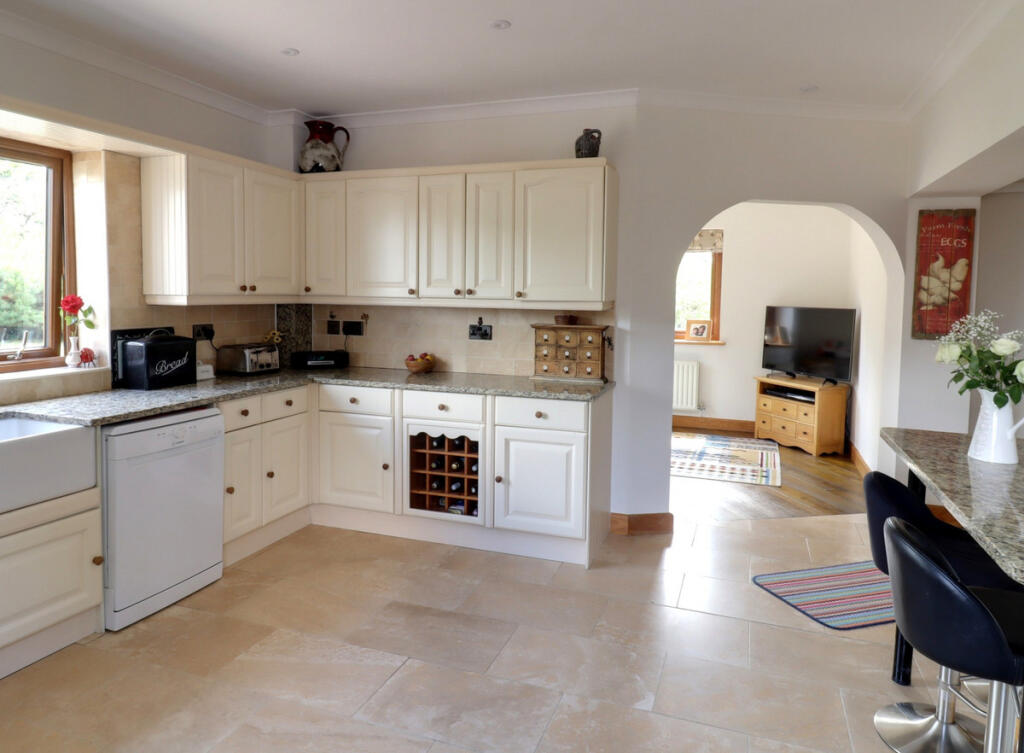 Main image of property: Wrexham Road, Tarporley