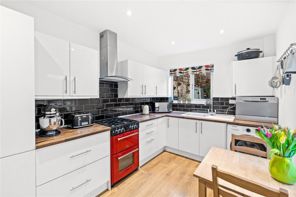 Abinger Road, Portslade, Brighton, East Sussex, BN41 photo 2