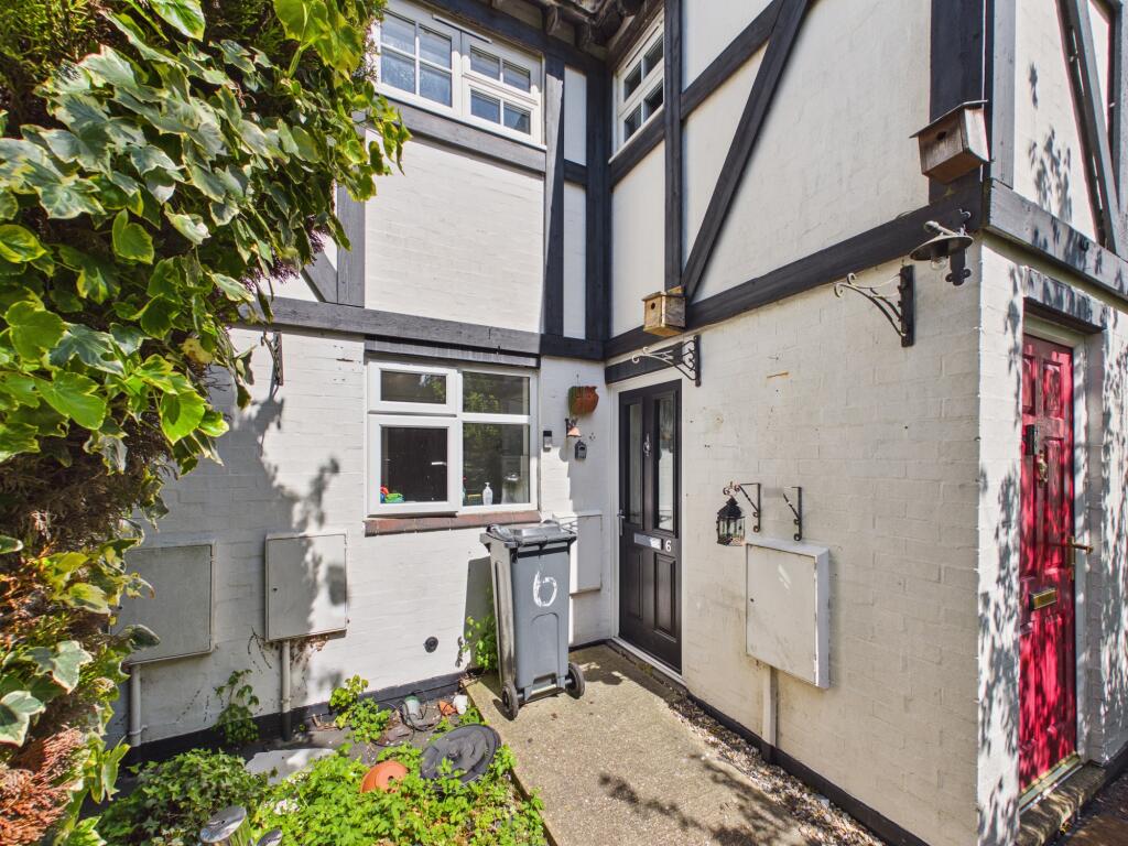 Main image of property: Halley Close, Leicester, LE4