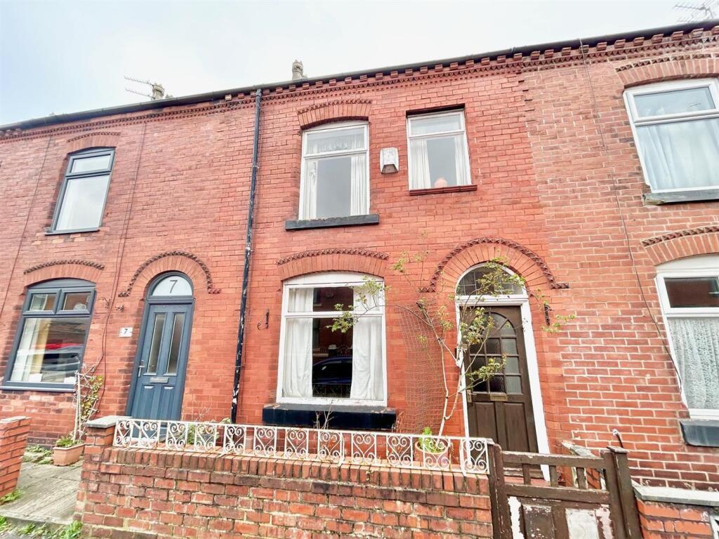 3-bed terraced on Milton Street, Leigh, £99,950