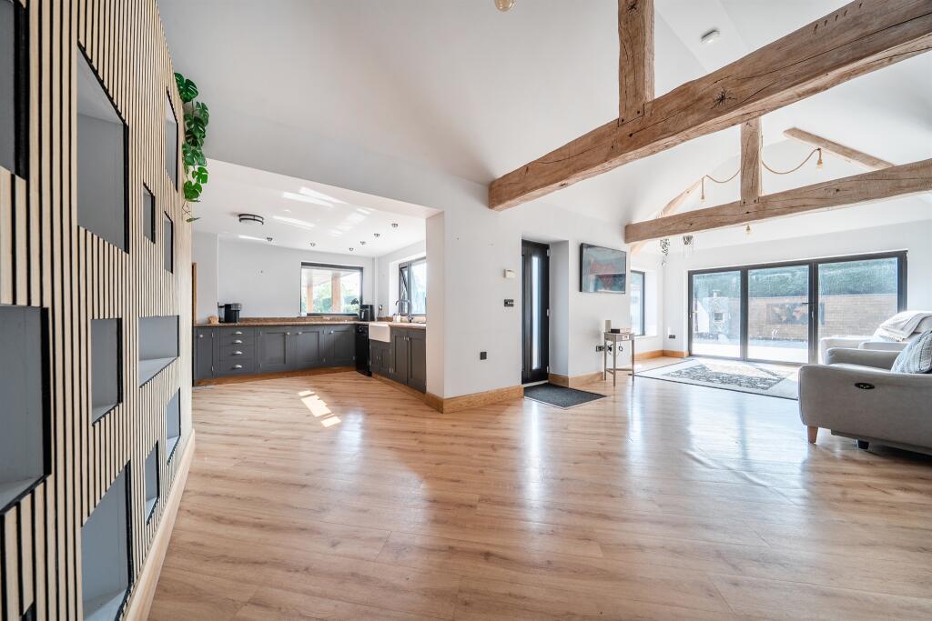 House in Telford - View 5