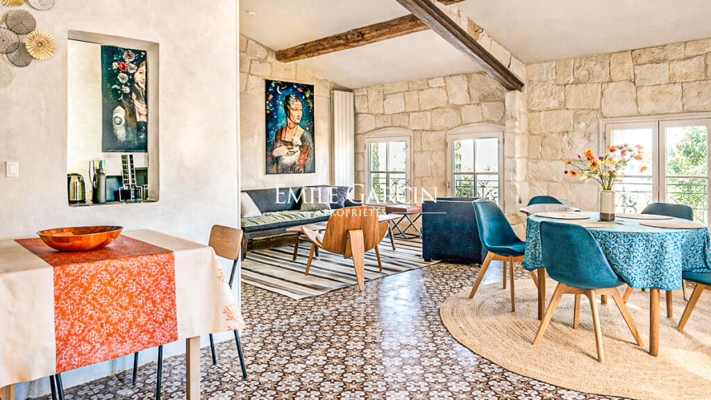 Main image of property: Provence-Alps-Cote d`Azur, Vaucluse, Avignon