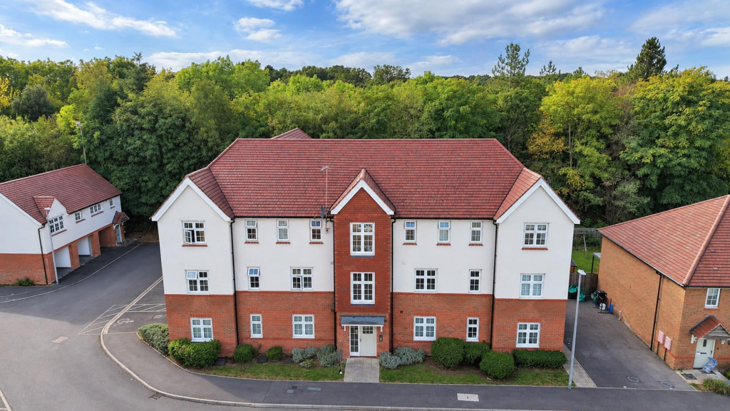 Main image of property: Chaucer Grove, Arborfield Green, Reading
