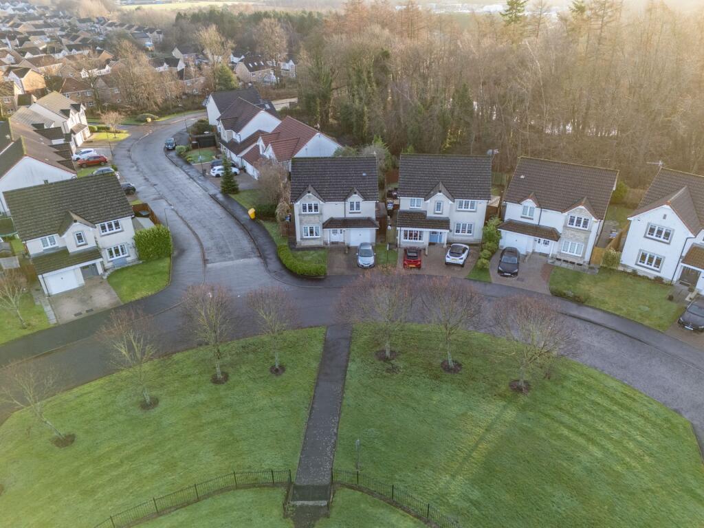7 South Middleton, Uphall, EH52 5GA photo 3