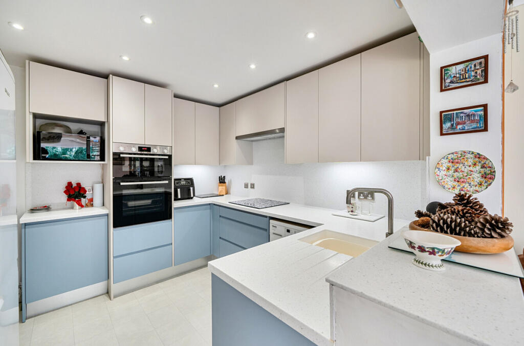 House in Bath - View 5
