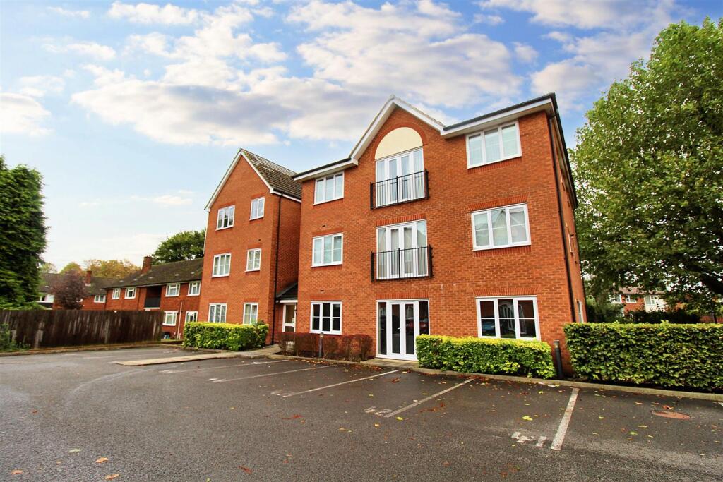 Main image of property: Juniper House, Hassocks Close, Beeston NG9 2GH