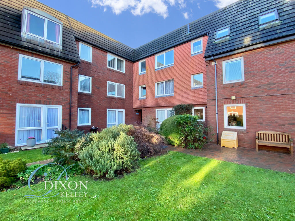 1-bed flat on Flat 77, Homelands House, 535 Ringwood Road, Ferndown, Dorset, £79,950
