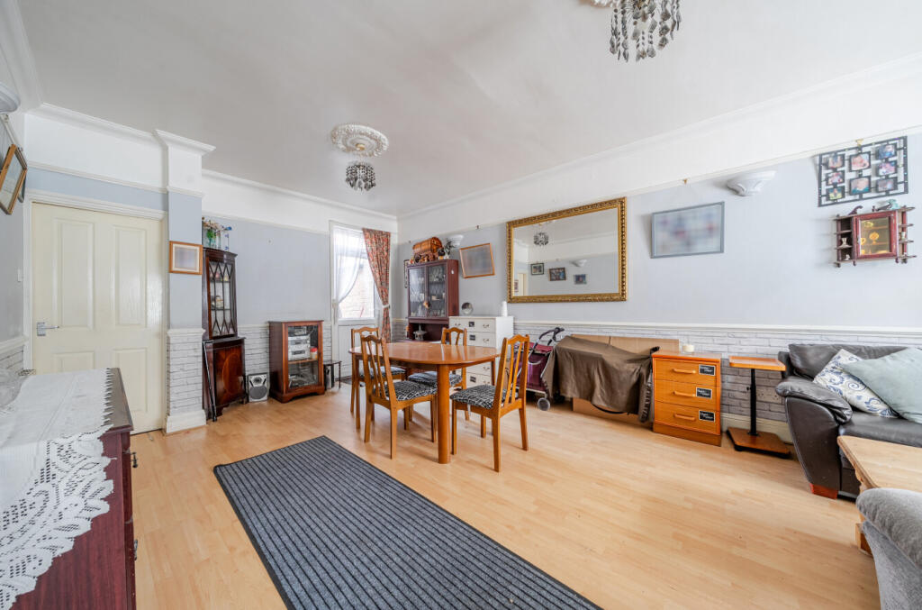 Drayton Road, Portsmouth, Hampshire, PO2 photo 4