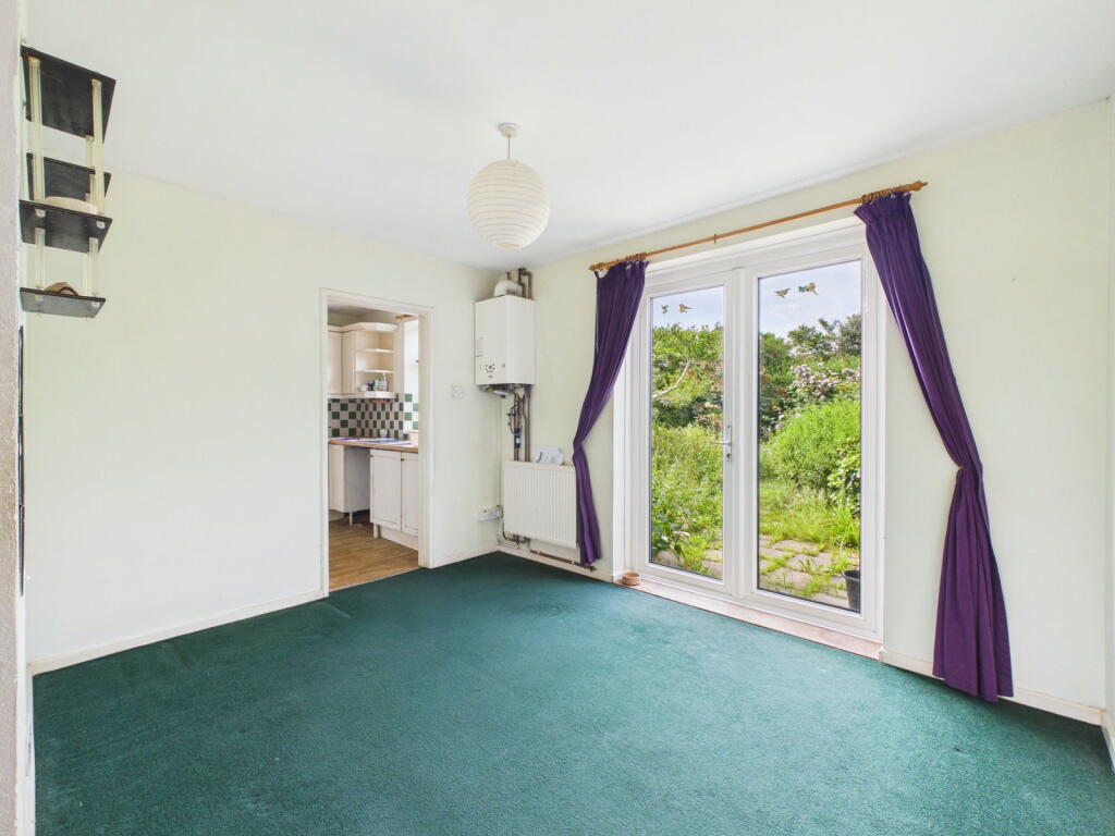 The Strand, Goring-by-Sea, Worthing, BN12 6DW - View 3