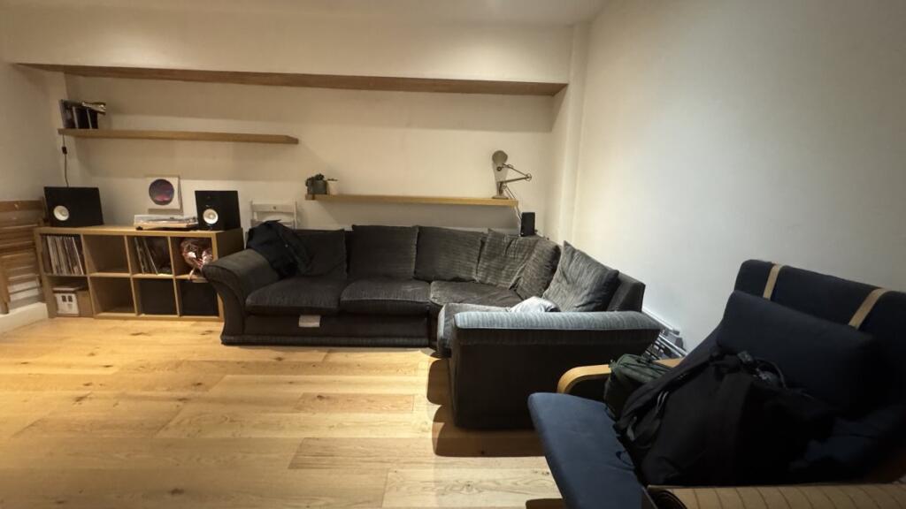 Main image of property: Freegrove road, Islington