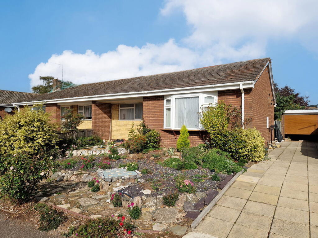 2-bed semi-detached on Cliston Avenue, Exmouth, EX8 4LJ, £285,000