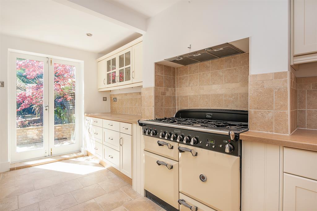 House in London - View 5