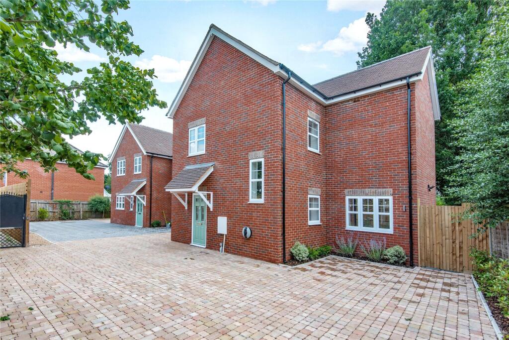 Main image of property: Simplemarsh Road, Addlestone, Surrey, KT15