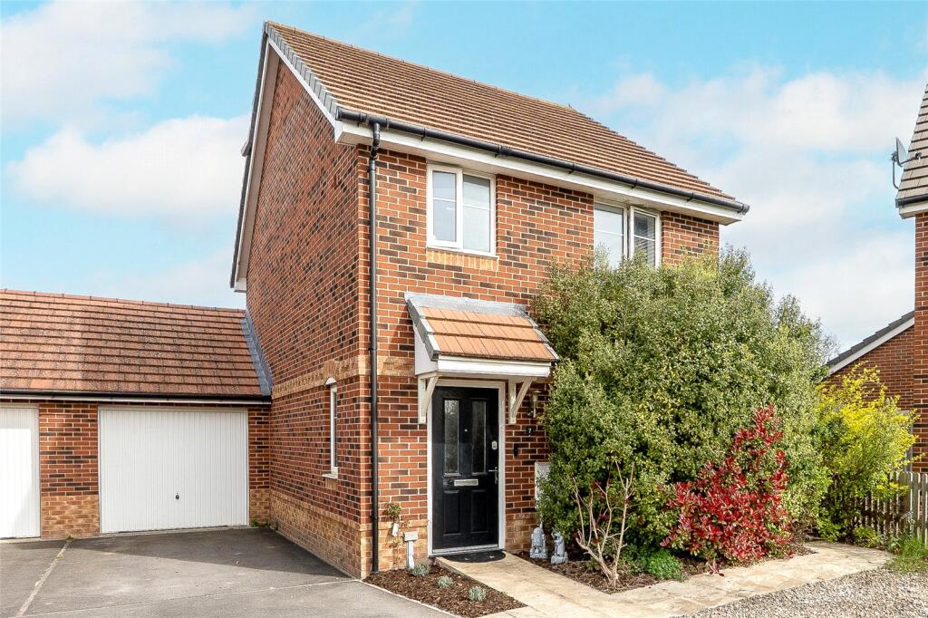 Main image of property: Marjoram Way, Didcot, Oxfordshire, OX11