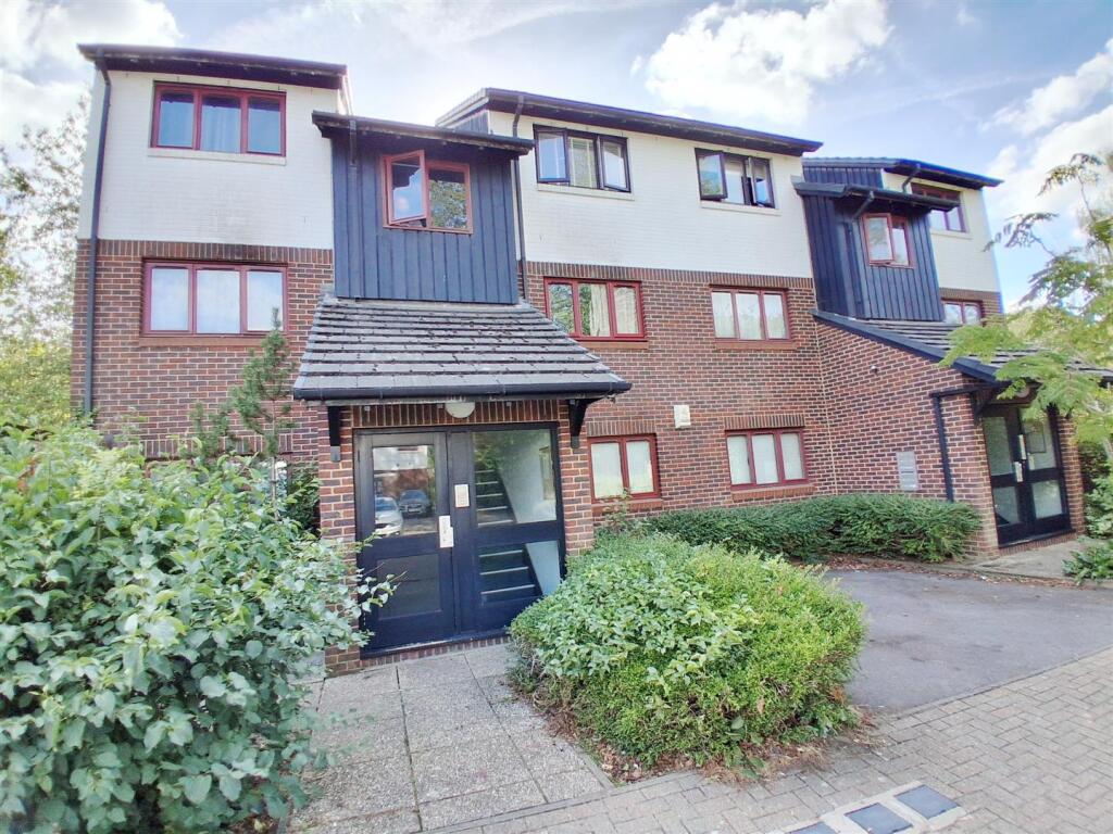 Apartment in Southall