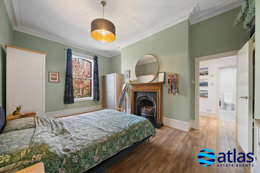 Mossley Hill Drive, Mossley Hill, L17 photo 3