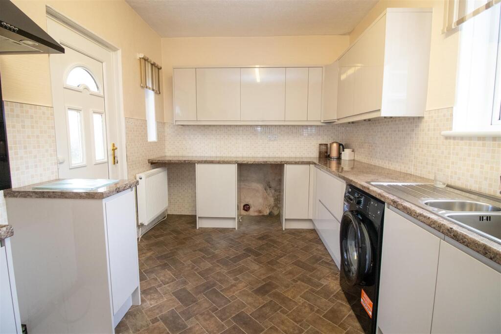 Crumhaughhill Road, Hawick photo 3