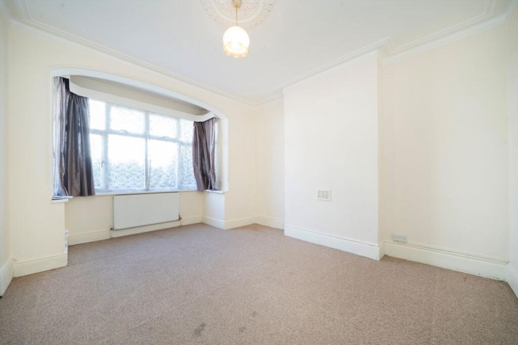 Nemoure Road, Acton photo 3